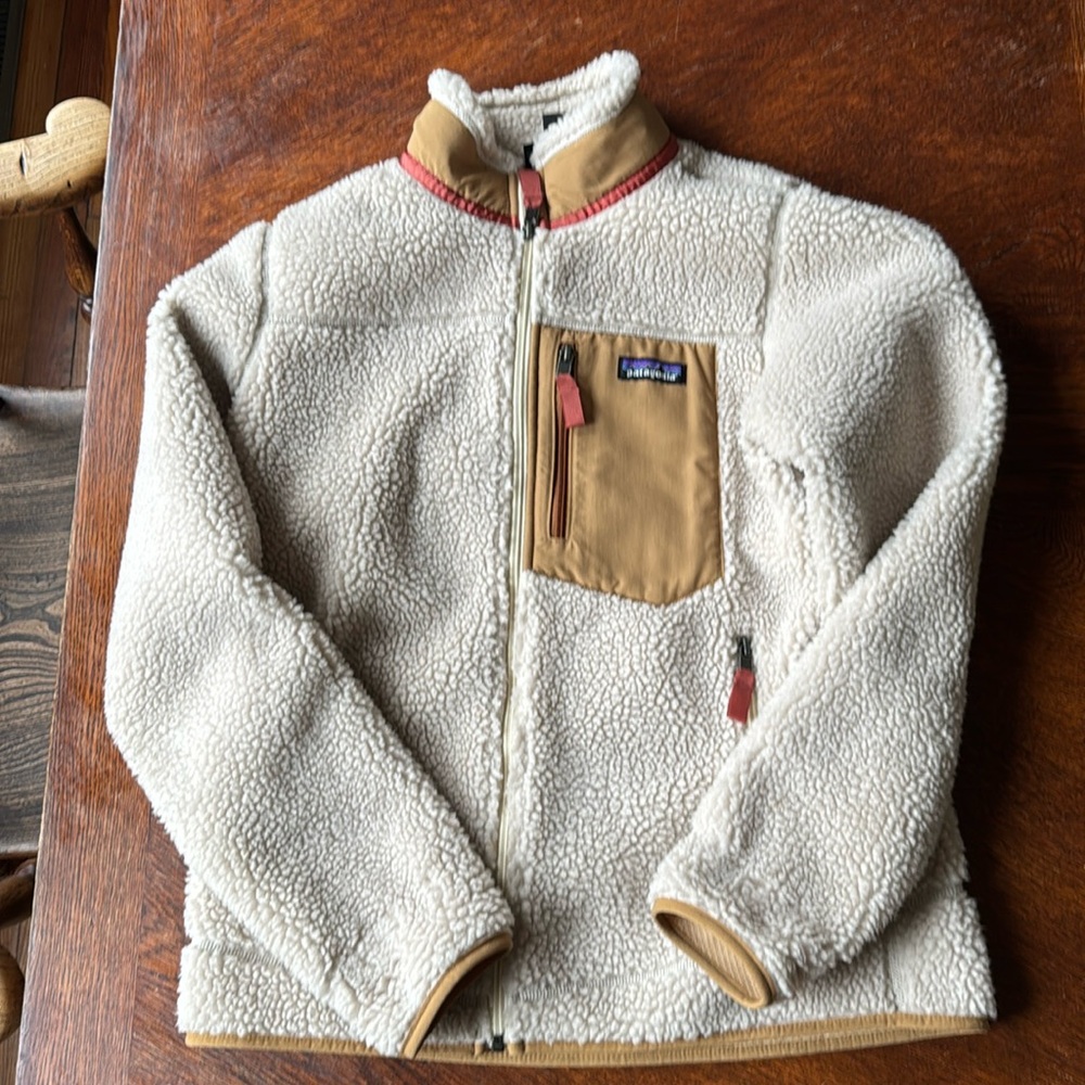 New without tags Patagonia Women’s Classic Retro-X Fleece Jacket small